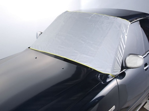 車のフロントガラスの凍結 早く溶かす方法 凍らせない対処法 セイトinfo 八王子 立川 多摩の情報サイト